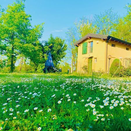 B&B Nido Sui Laghi San Donnino della Nizzola Экстерьер фото