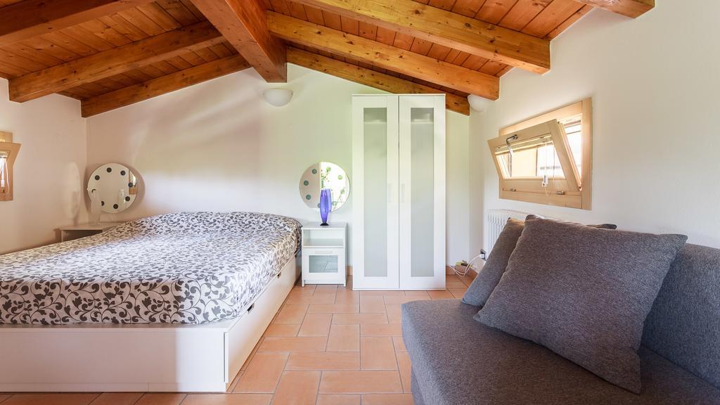 B&B Nido Sui Laghi San Donnino della Nizzola Экстерьер фото